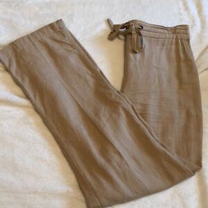 Women’s flowy pants